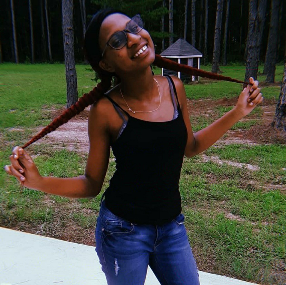 Meet your Posher, Taylor